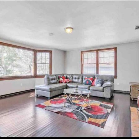 Comfy Pet Friendly Home In Jacksonville Mins To Downtown'S Екстер'єр фото