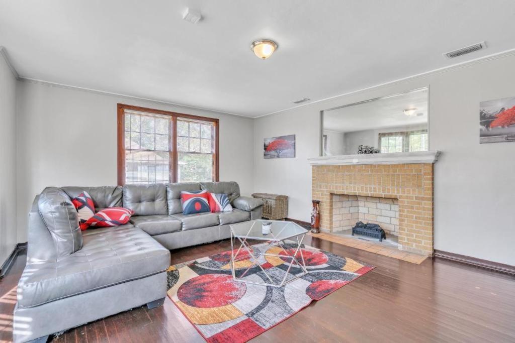 Comfy Pet Friendly Home In Jacksonville Mins To Downtown'S Екстер'єр фото